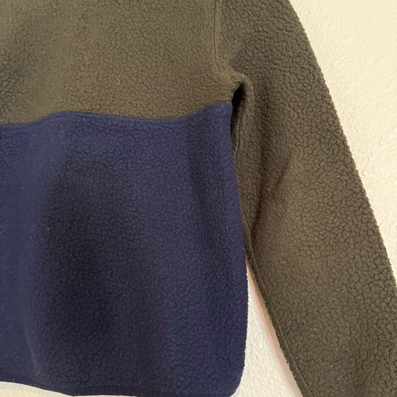 Polo Ralph Lauren Colour-Blocked Fleece Pullover - Picture 10 of 11